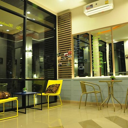 The Mondrian Khon Kaen Apartment Екстер'єр фото