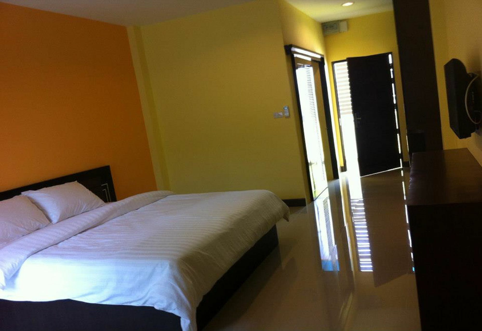 The Mondrian Khon Kaen Apartment Екстер'єр фото